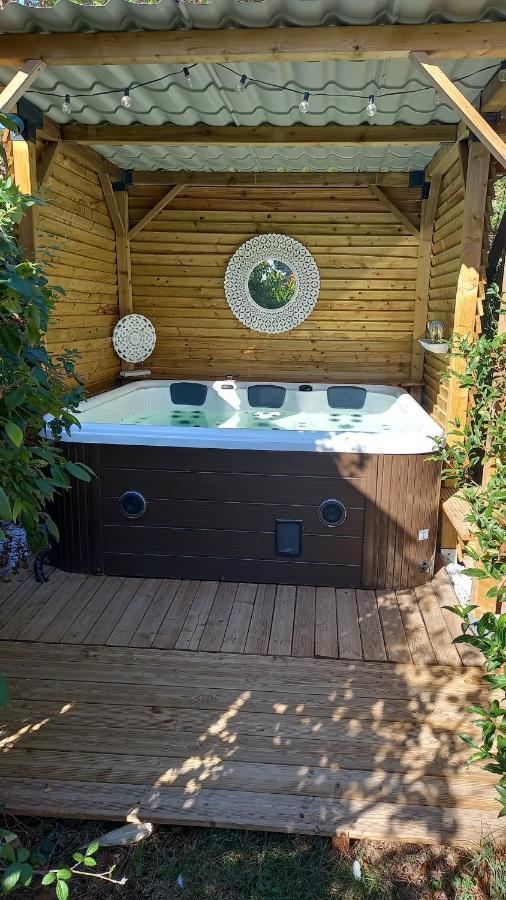 Bed and Breakfast Arche De Lanoe Jacuzzi Labastide-Saint-Pierre Exterior foto